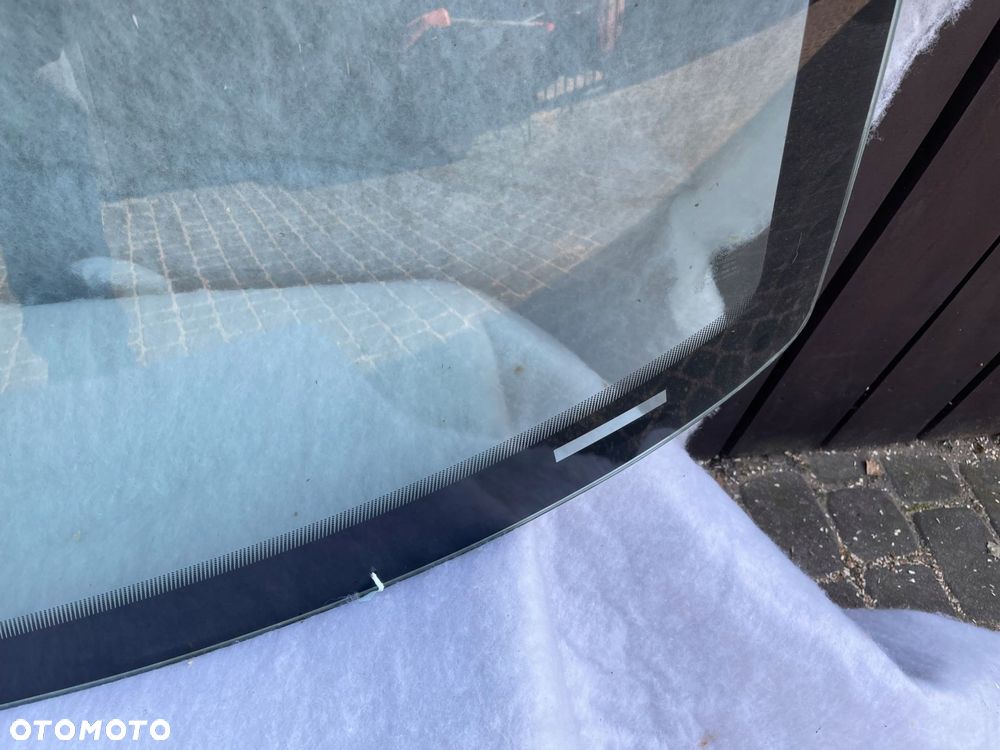 dodge pickup 2d szyba przednia nowa po 2000- - 2