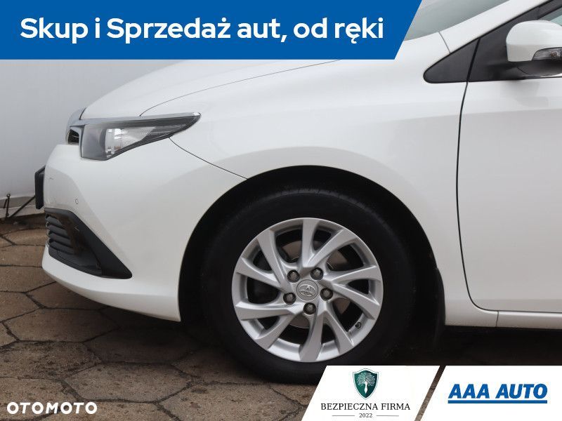 Toyota Auris - 15