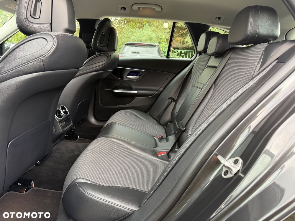 Mercedes-Benz Klasa C 200 d 9G-TRONIC Edition Avantgarde - 6