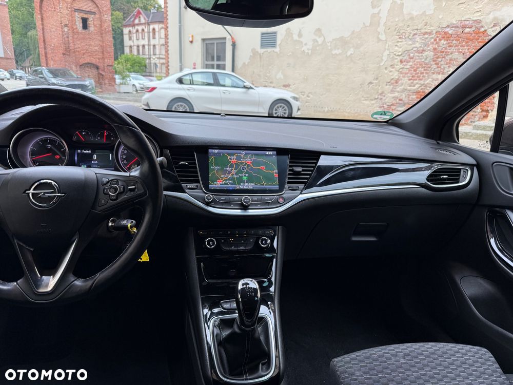 Opel Astra 1.4 Turbo Edition - 9