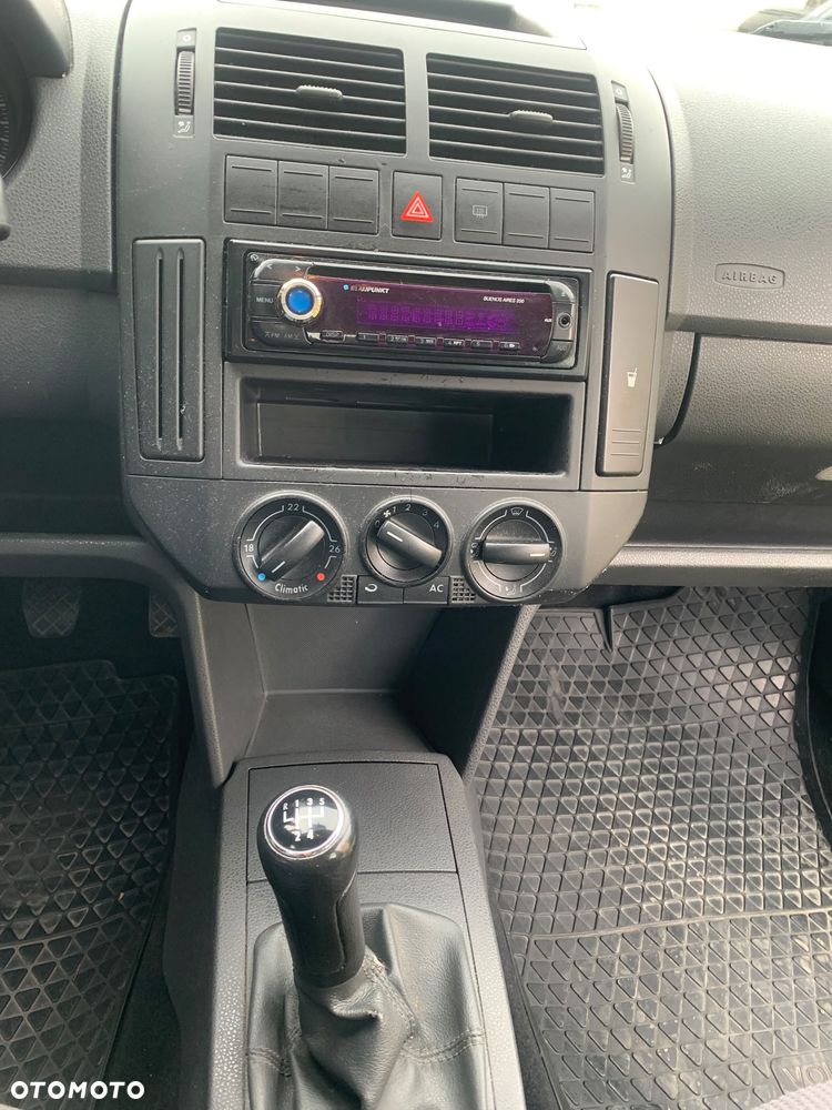 Volkswagen Polo - 19