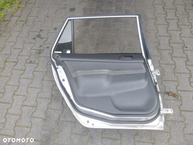 DRZWI LEWY TYŁ LEWE TYLNE KOMPLETNE MITSUBISHI LANCER 03-08 - 18