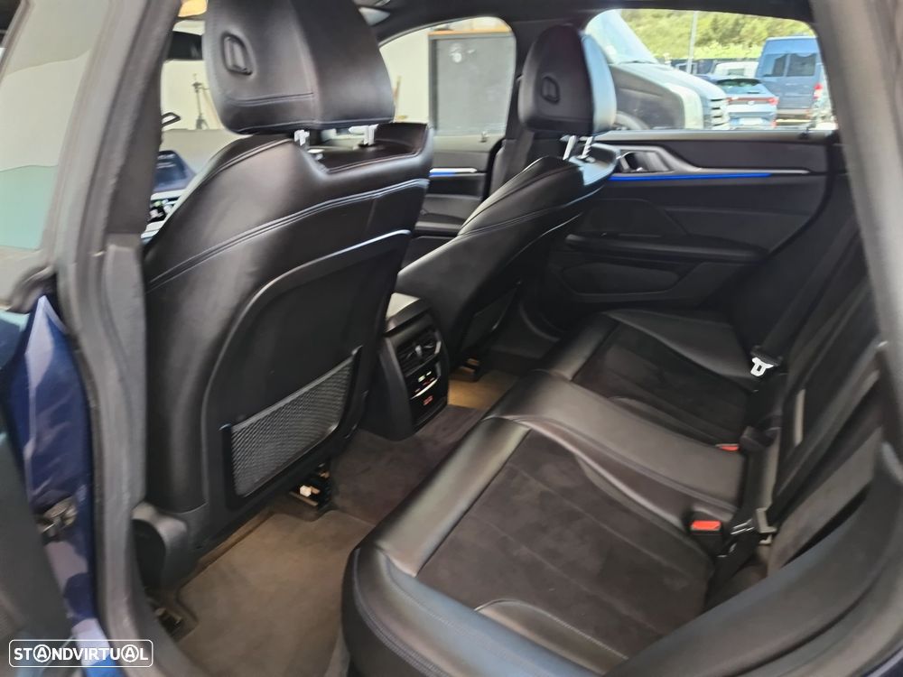 BMW 420 Gran Coupé d xDrive Desportiva M Auto - 44