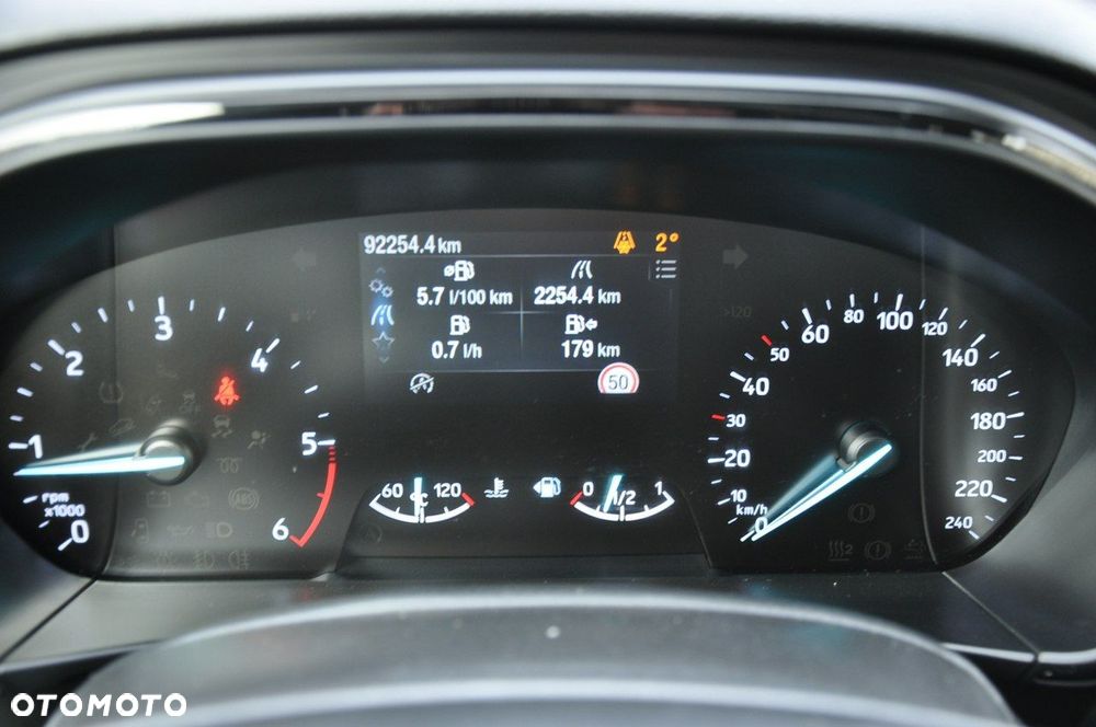 Ford Focus 1.5 EcoBlue Start-Stopp-System ST-LINE - 13