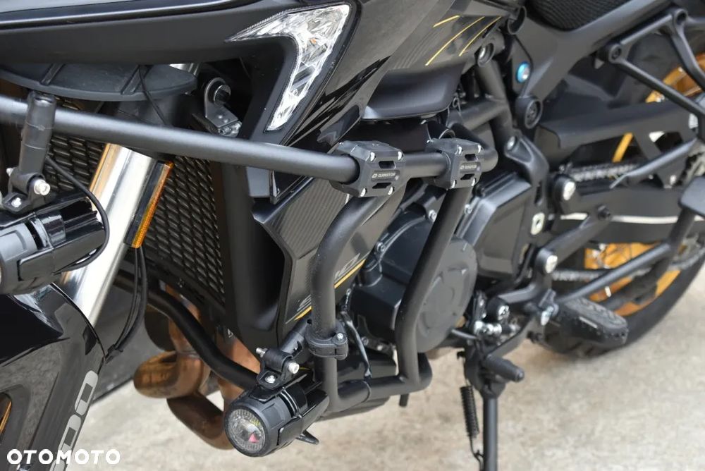 QJMOTOR SRT900SX - 23