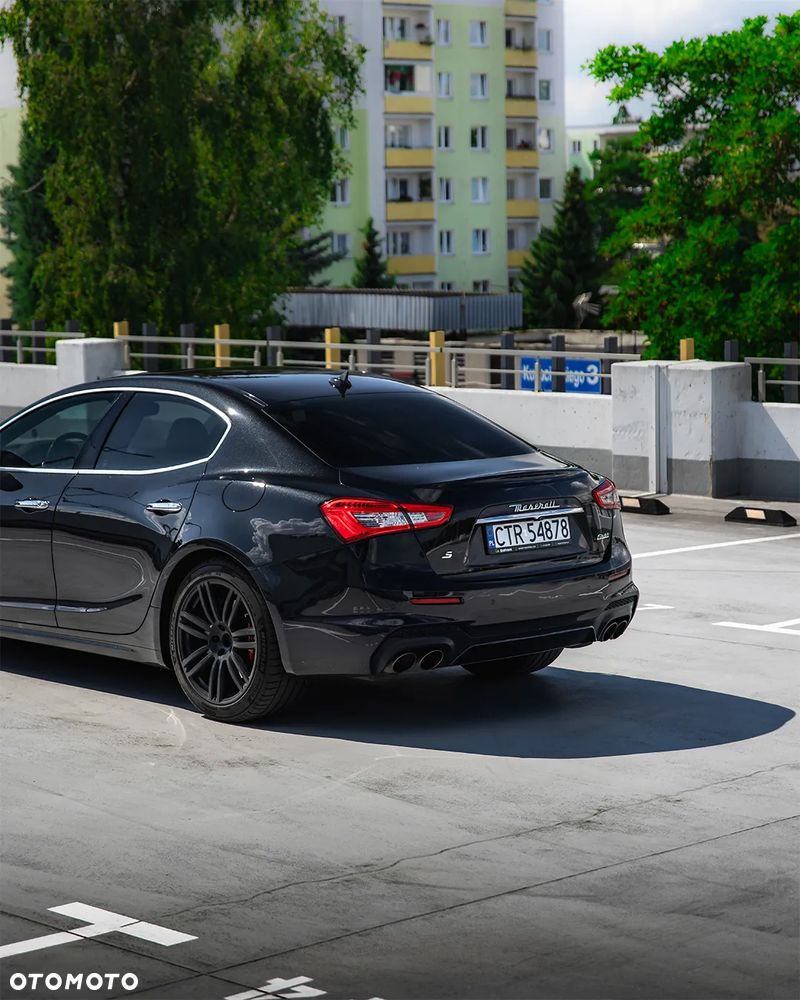 Maserati Ghibli S GranSport - 15