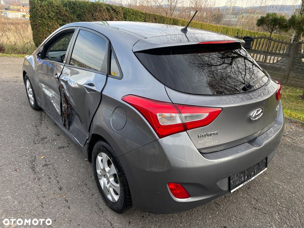 Hyundai i30 1.4 CRDi Classic - 4