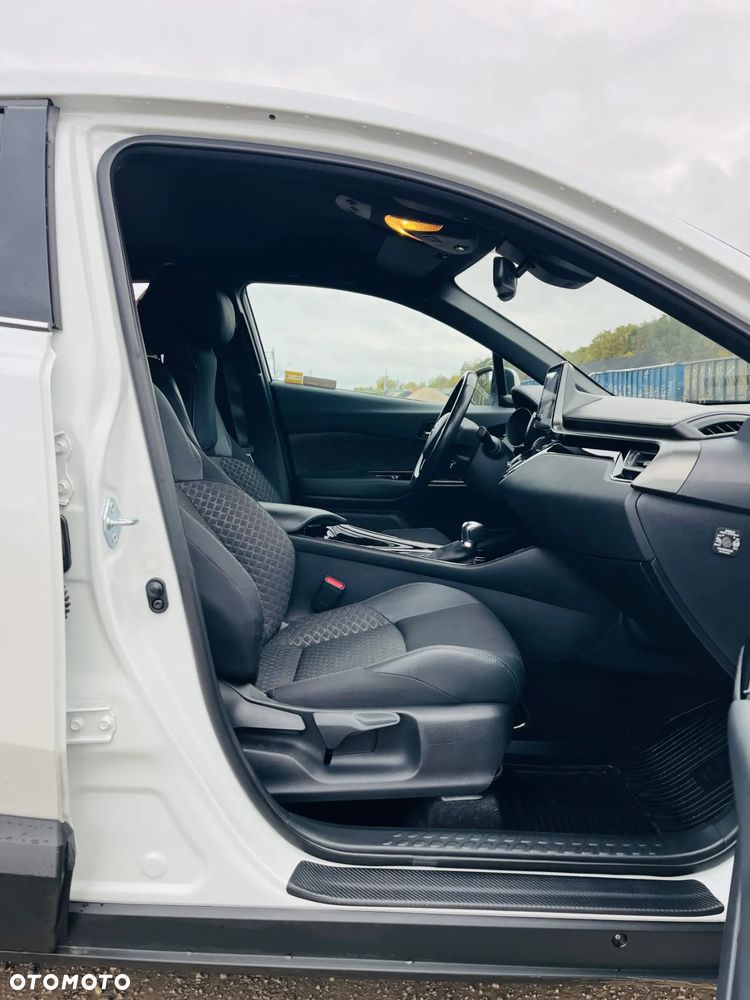 Toyota C-HR 1.8 Hybrid GPF Style - 13