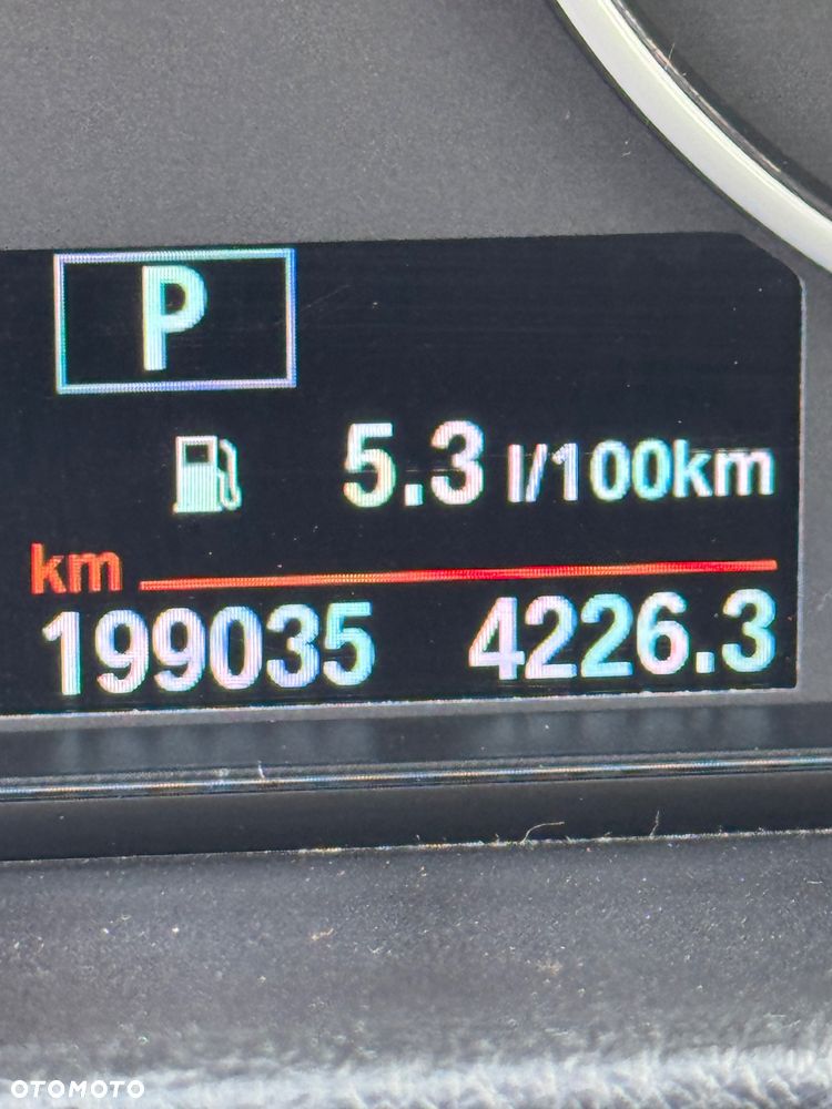 BMW Seria 3 318d - 6