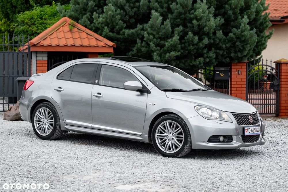 Suzuki Kizashi 2.4 4x4 CVT Sport - 2
