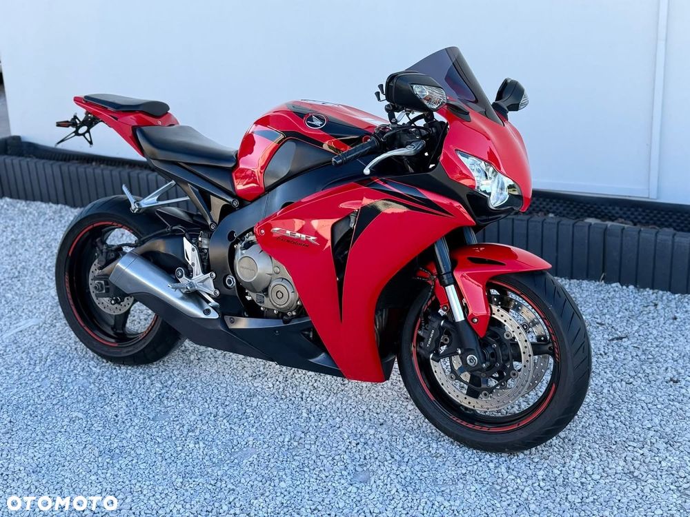 Honda CBR - 1