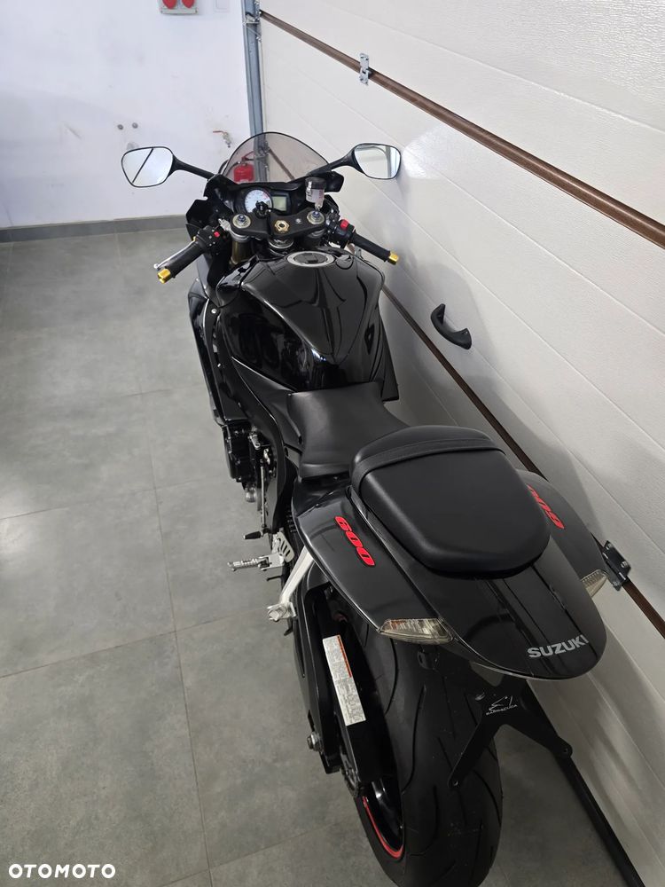 Suzuki GSX-R - 20