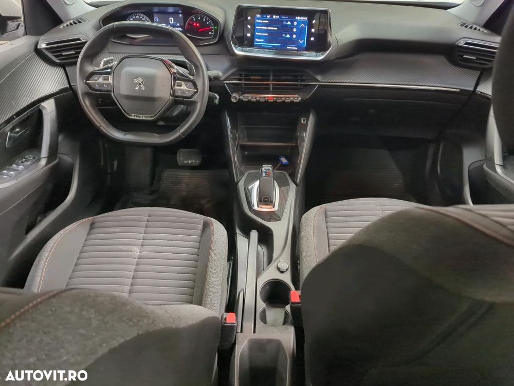 Peugeot 2008 PureTech 130 EAT8 Active - 3