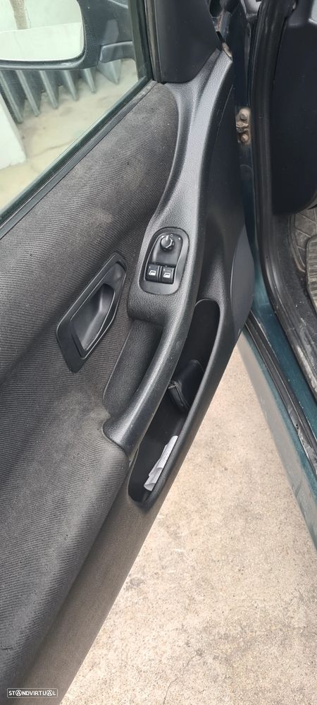 Peugeot 306 - 10