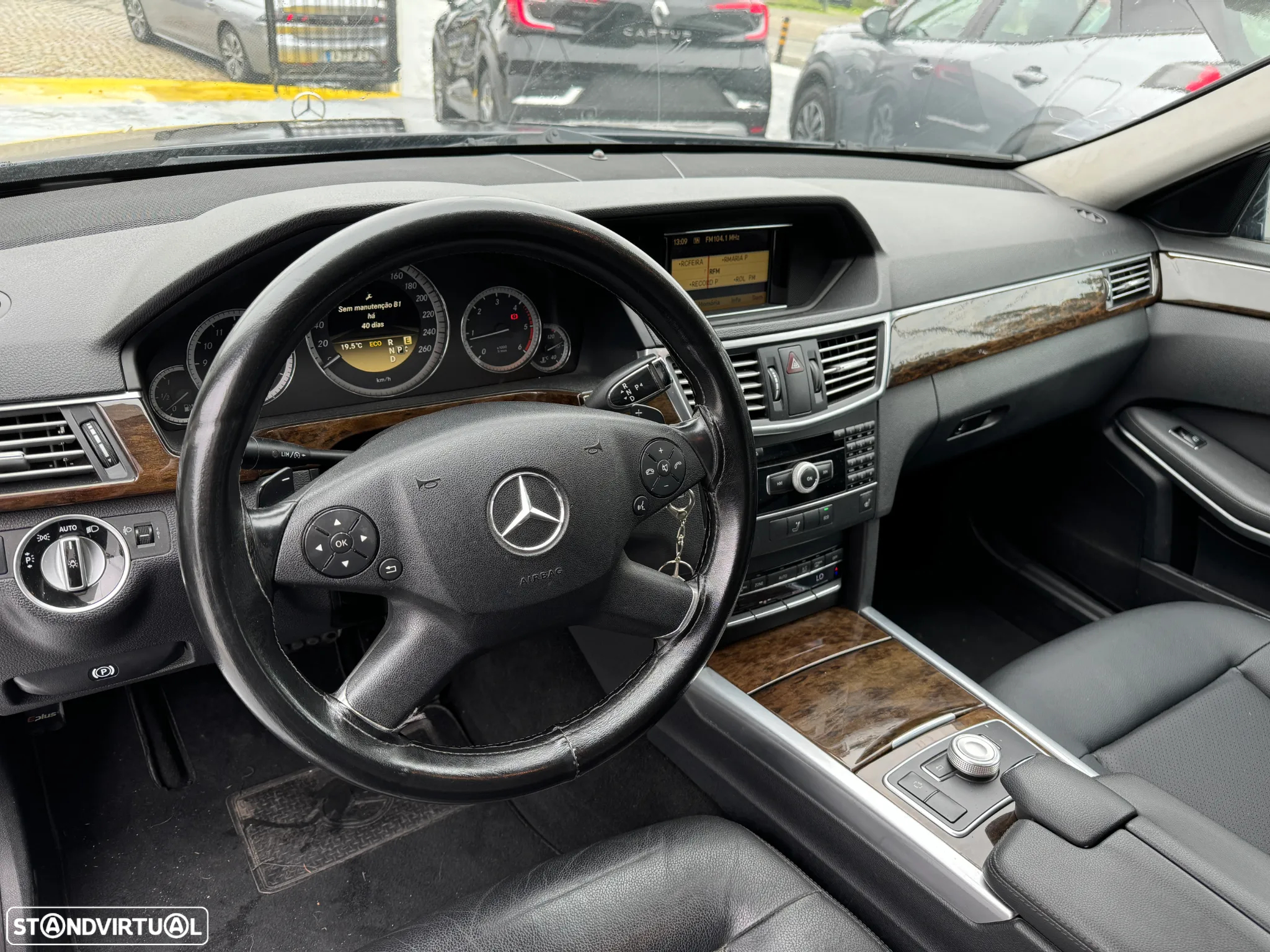 Mercedes-Benz E 200 BlueTEC Classic Auto - 13