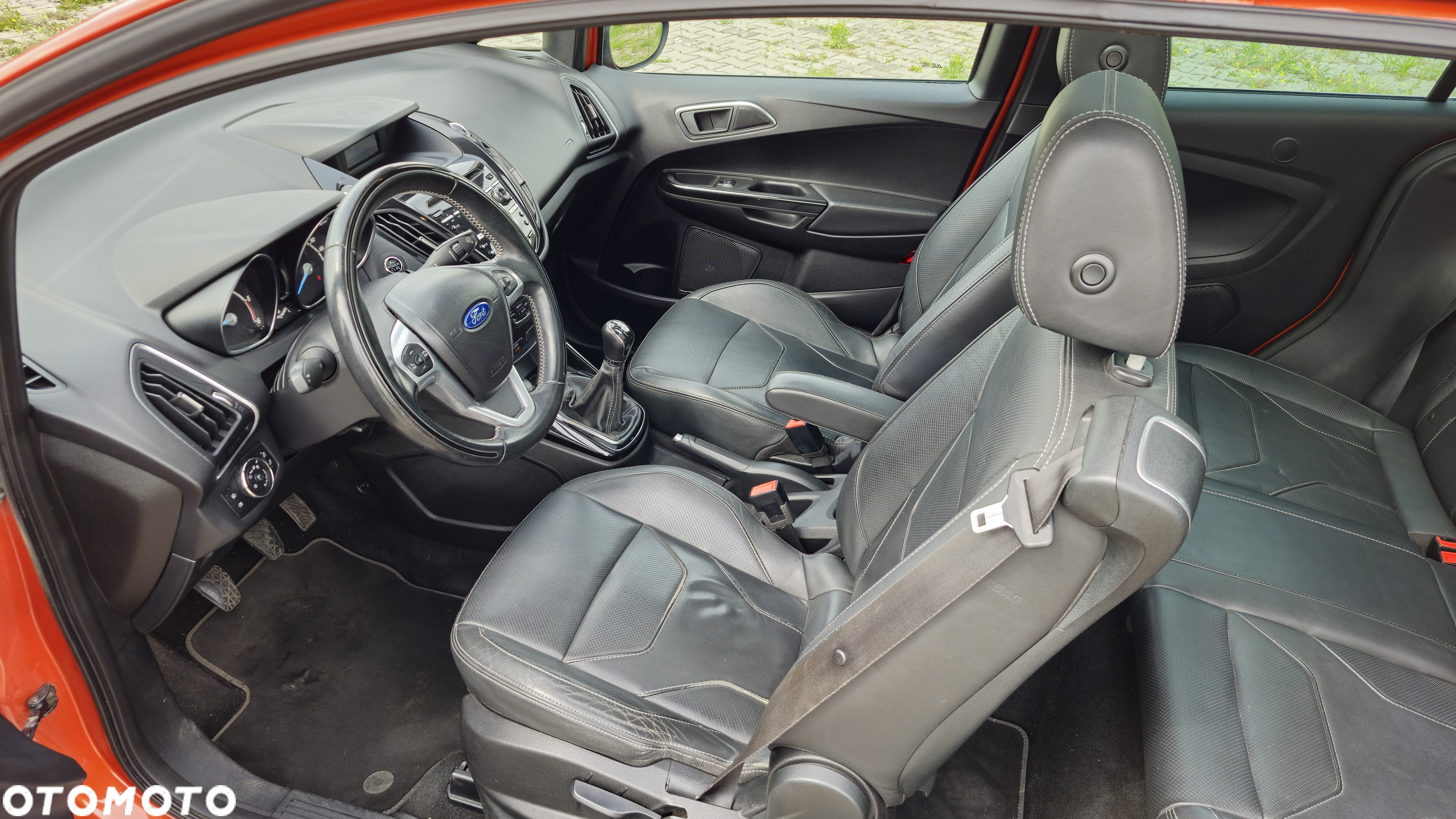 Ford B-MAX 1.6 TDCi Titanium - 22