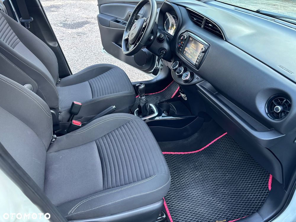 Toyota Yaris 1.5 Selection - 23