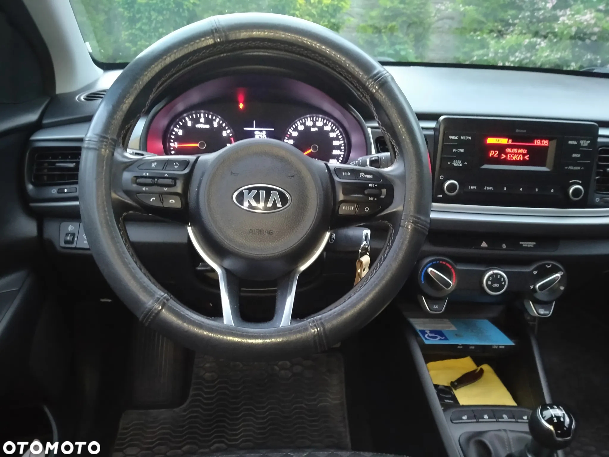 Kia Rio 1.2 M - 14