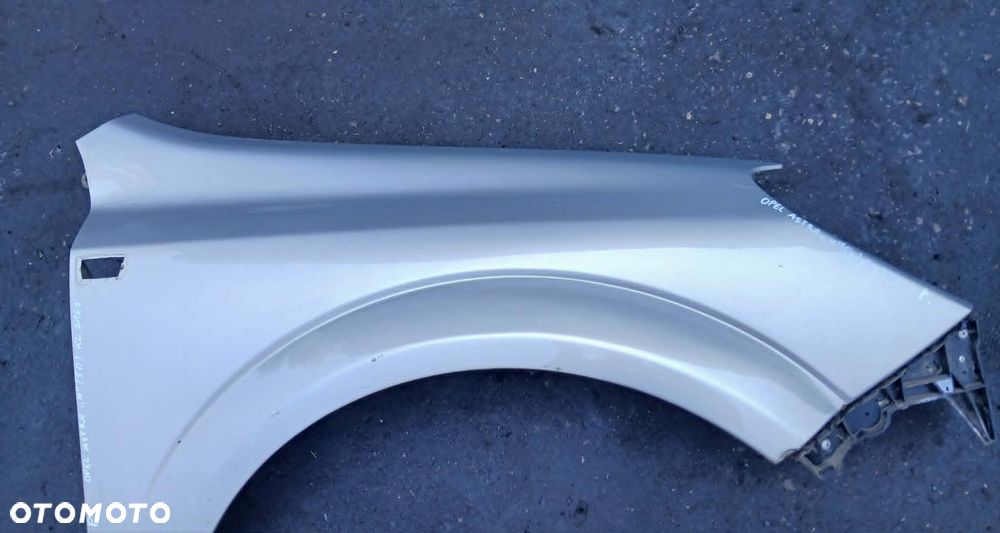 Opel Astra H III Błotnik prawy kod lakieru Z167 - 3