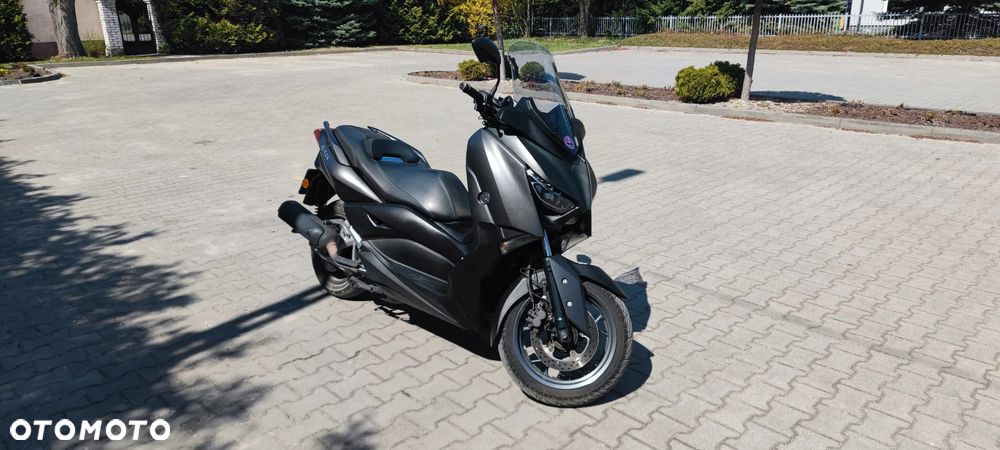 Yamaha X-max - 1