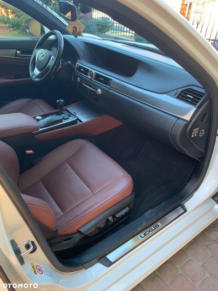 Lexus GS 450h F Sport - 9