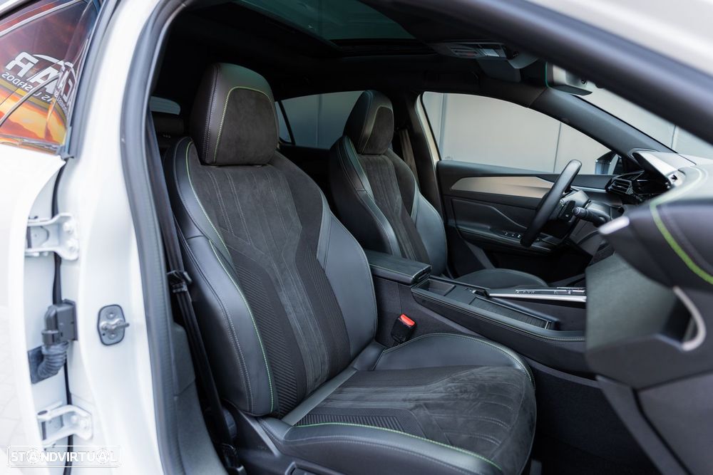 Peugeot 308 1.6 Hybrid GT e-EAT8 - 31
