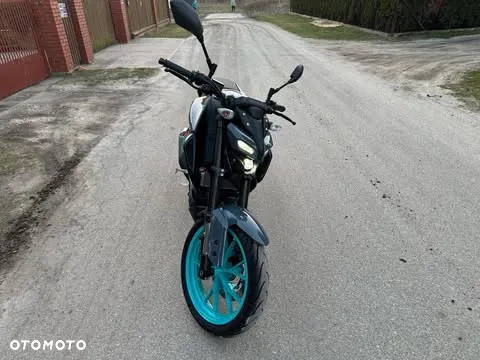Yamaha MT - 4