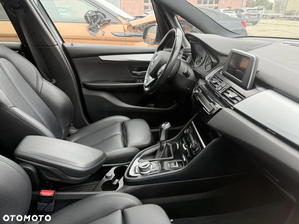 BMW Seria 2 218d GT Sport Line - 17