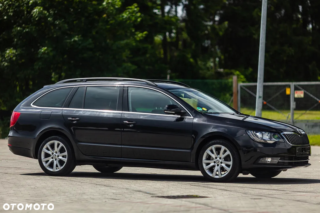 Skoda Superb 2.0 TDI DSG Comfort - 9