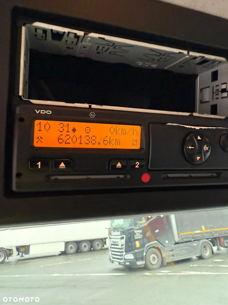 Mercedes-Benz ANTOS 2533 *850* - 8