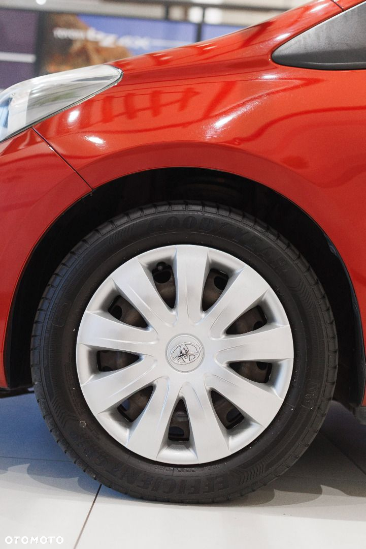 Toyota Yaris - 18