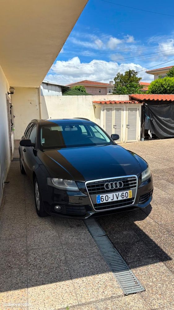 Audi A4 Avant 2.0 TDI Advance - 4