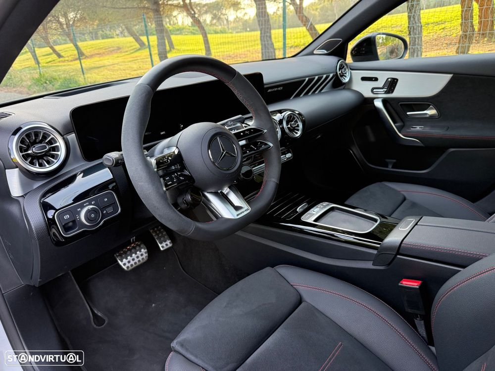 Mercedes-Benz A 45 AMG S 4Matic+ - 38
