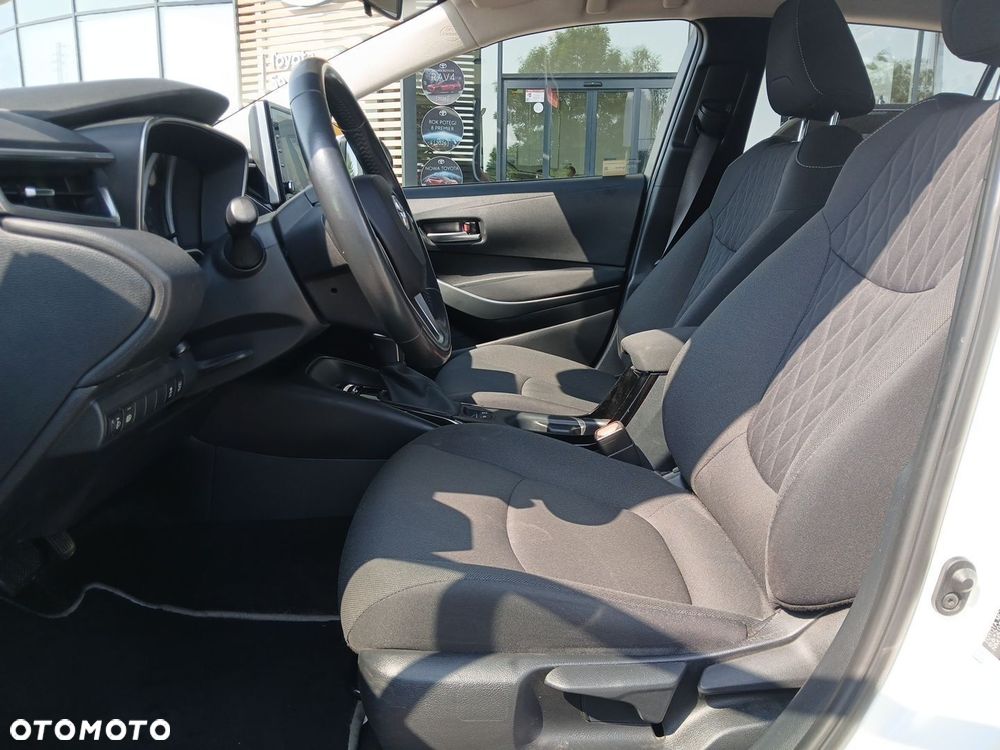 Toyota Corolla 1.8 Hybrid Comfort - 17