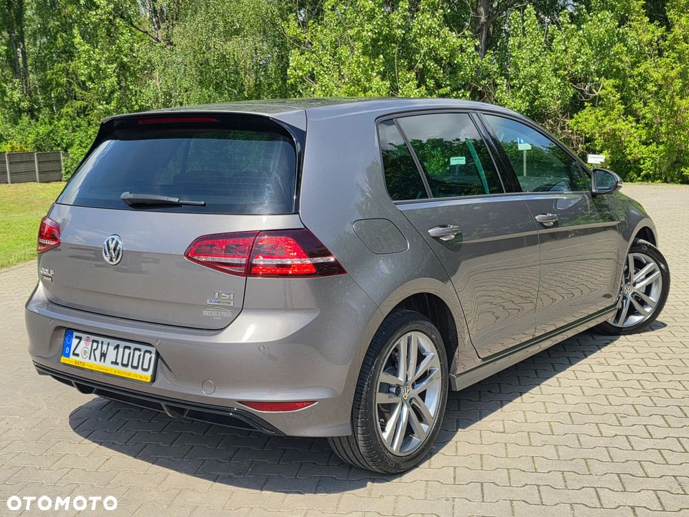 Volkswagen Golf - 4