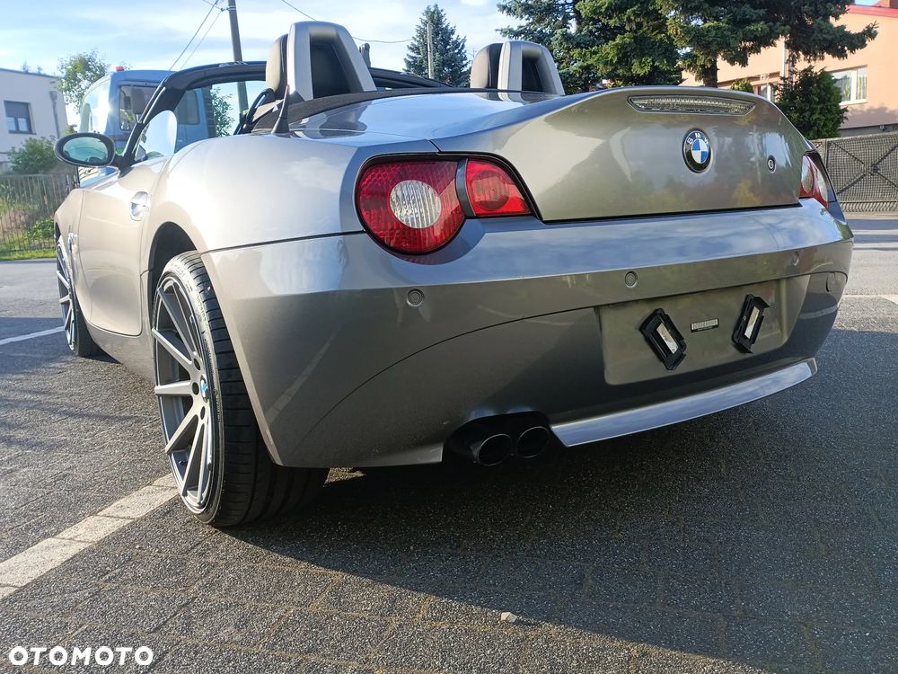 BMW Z4 2.2i - 5