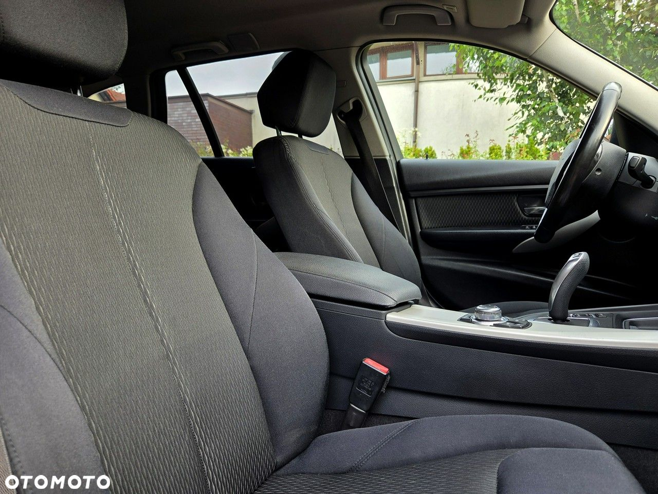 BMW Seria 3 320d DPF Touring - 7