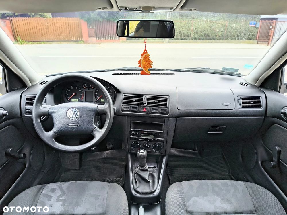 Volkswagen Golf 1.4 Comfortline - 7