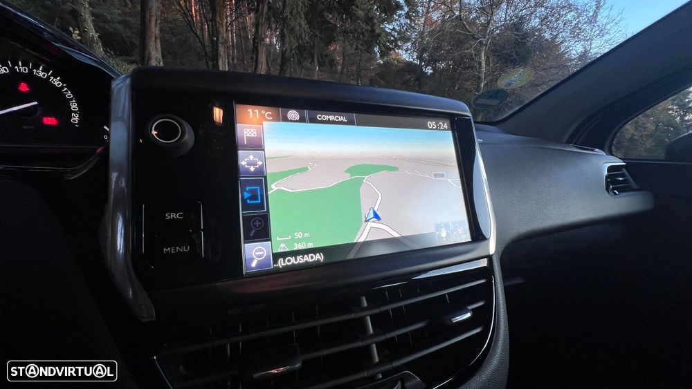 Peugeot 208 e-HDi 92 Stop&Start Style - 11