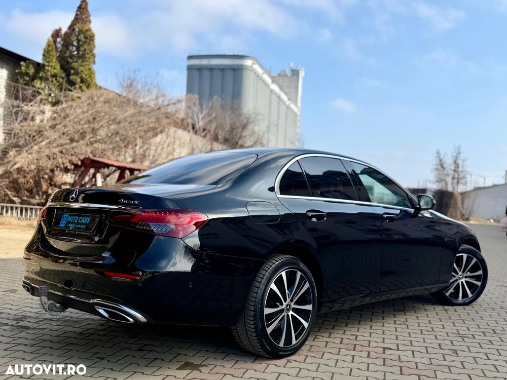 Mercedes-Benz E 300 4MATIC 9G-TRONIC Avantgarde - 4