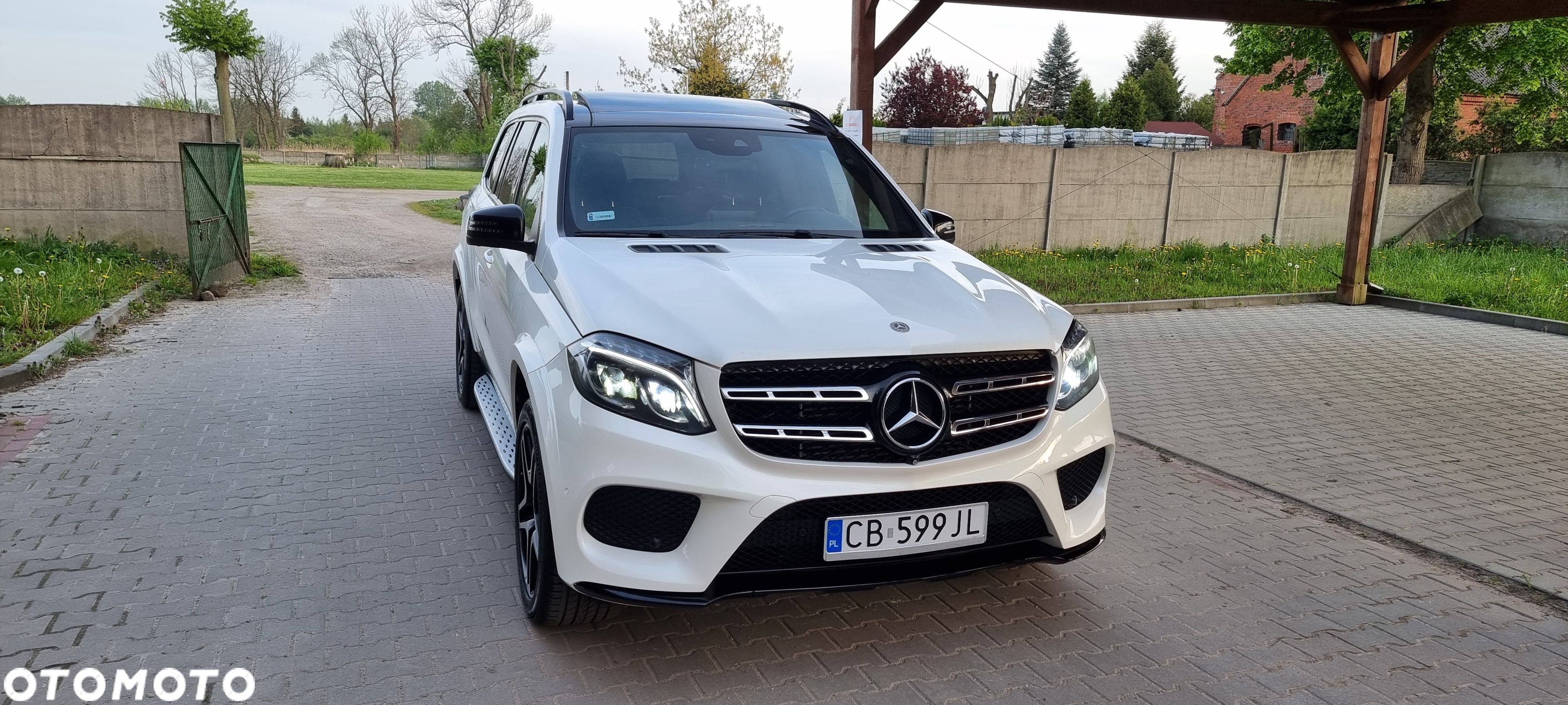 Mercedes-Benz GLS 350 d 4-Matic - 9