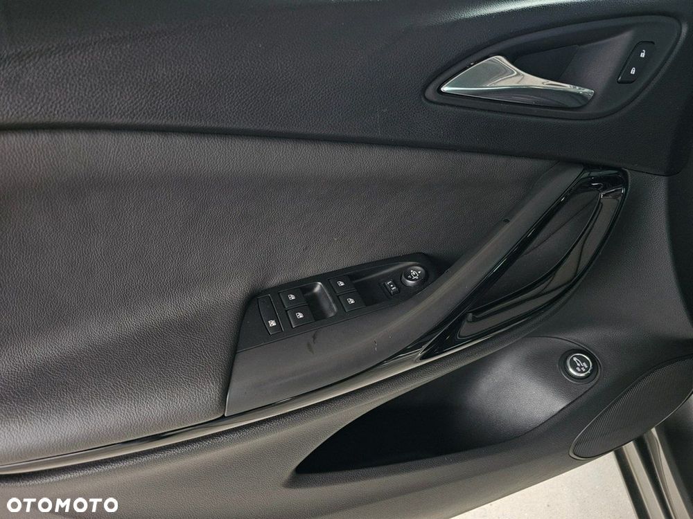 Opel Astra - 11