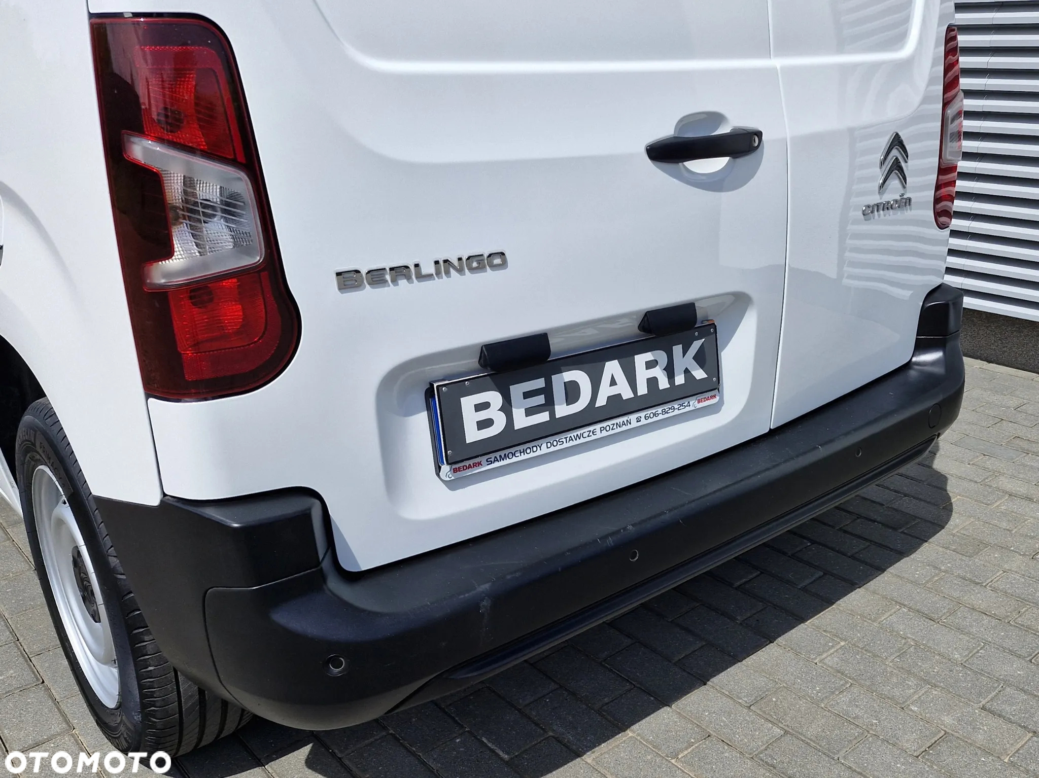 Citroën Berlingo, Nawigacja, klima, tempomat, czujniki - 11