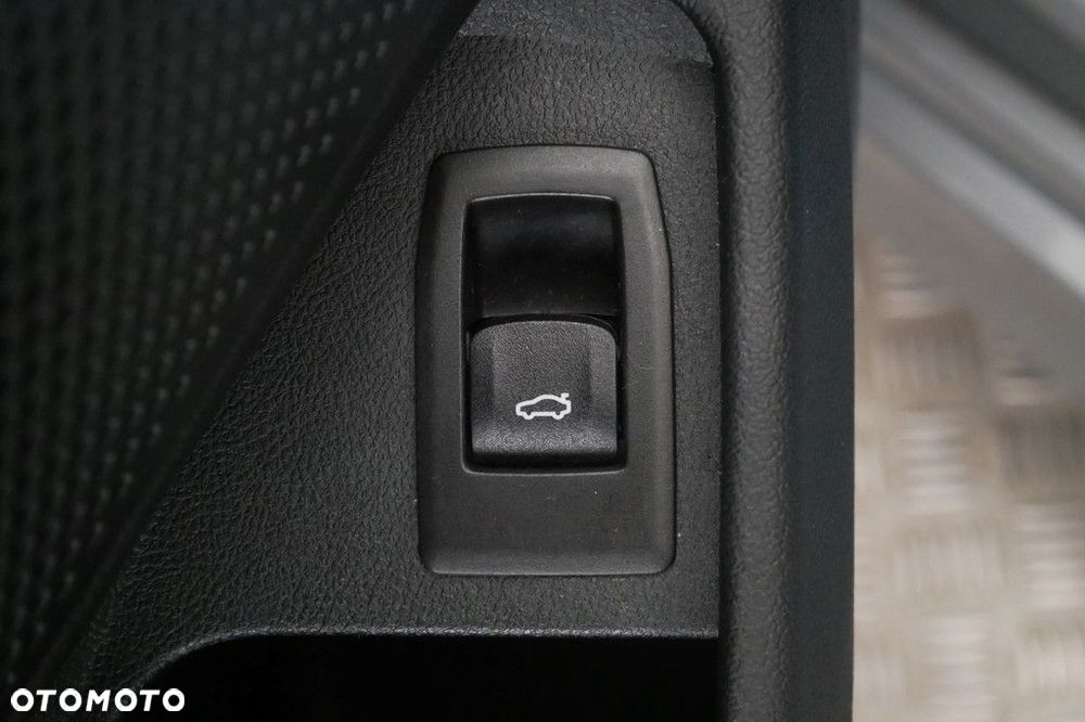 BMW Seria 3 - 19