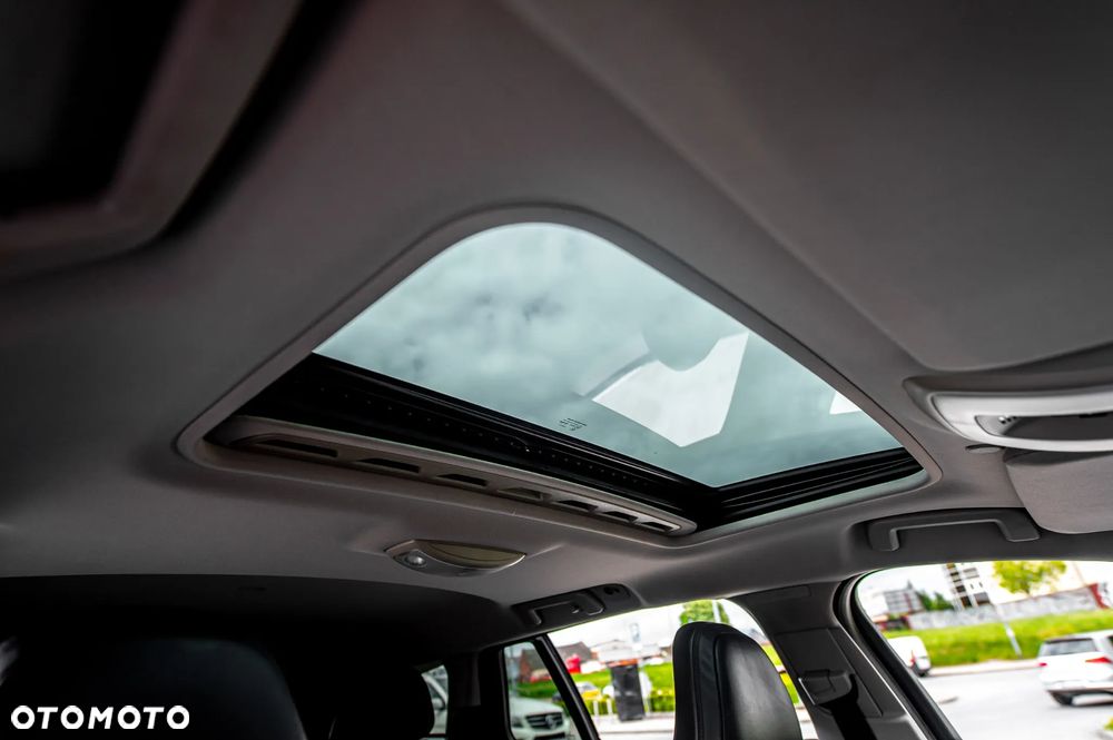 Volvo V60 D5 Geartronic Kinetic - 25