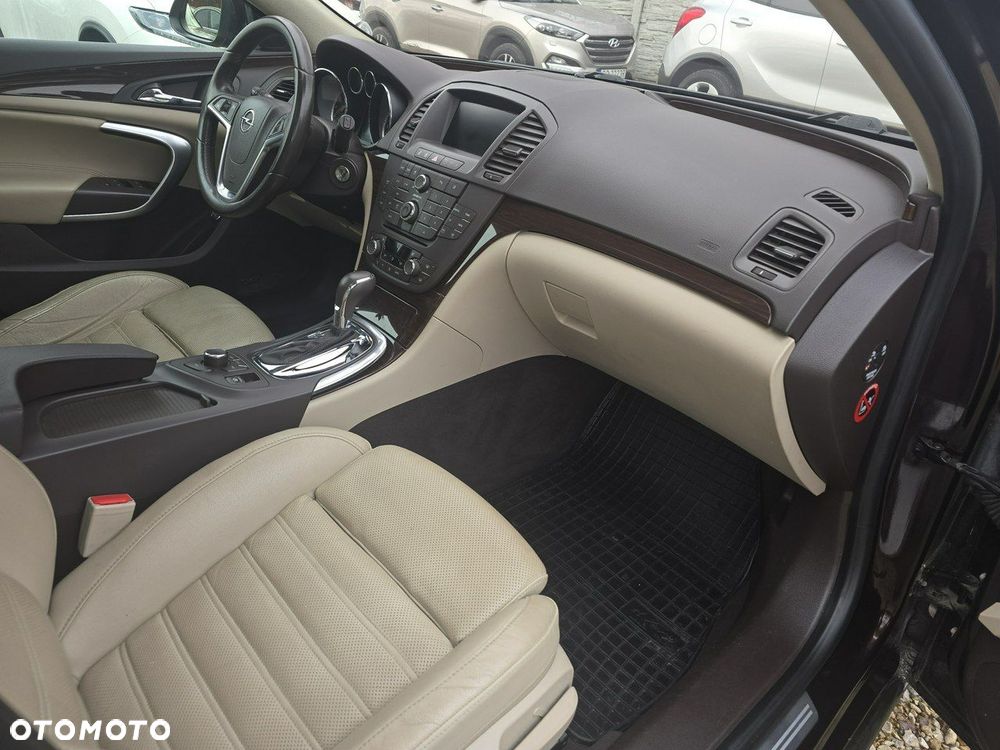 Opel Insignia 2.0 T Cosmo 4x4 - 10