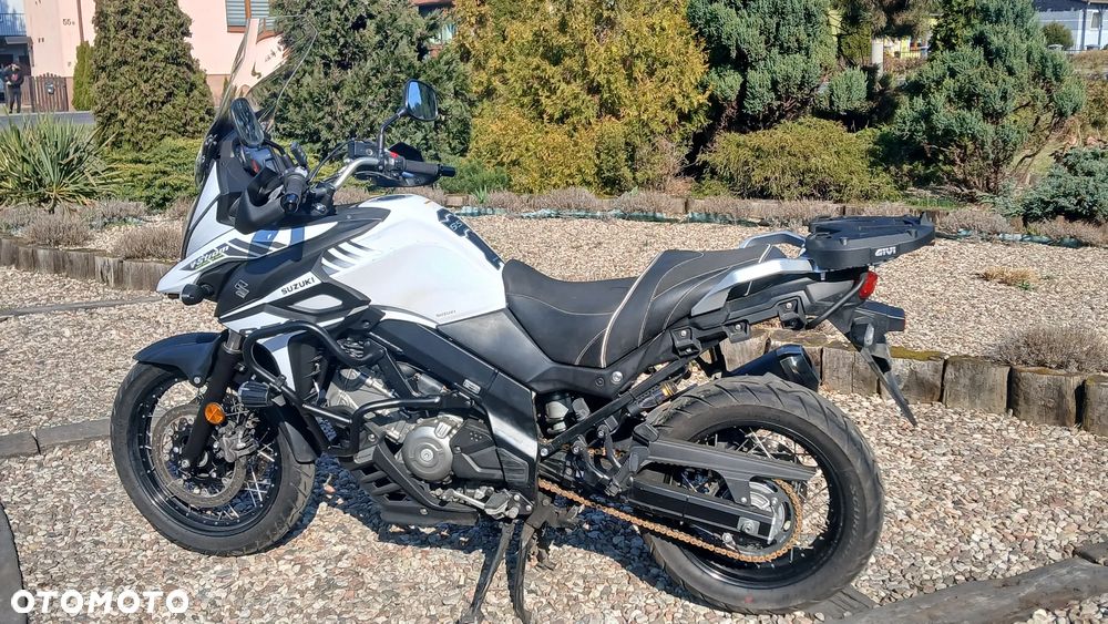 Suzuki V-STROM - 4