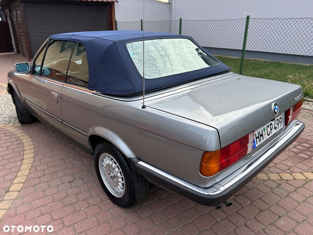 BMW Seria 3 320i - 7