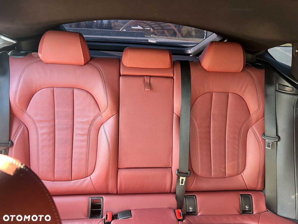 BMW X6 - 17