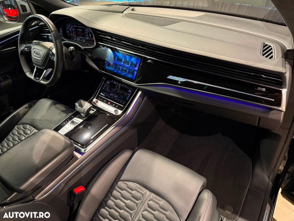 Audi RS Q8 - 25